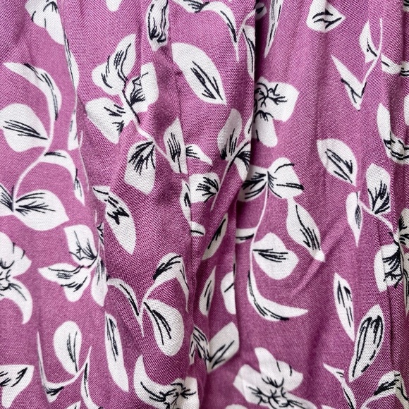 &Merci Purple Eyelet Ruffle Sleeveless Top - Picture 10 of 12